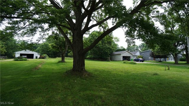 523 S Munroe Road, Tallmadge, OH 44278