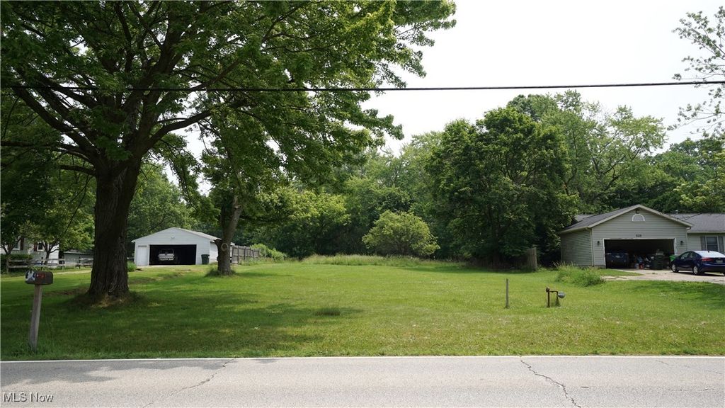 523 S Munroe Road, Tallmadge, OH 44278