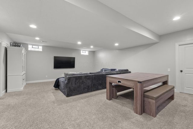 10677 Arrowwood Drive, Plain City, OH 43064