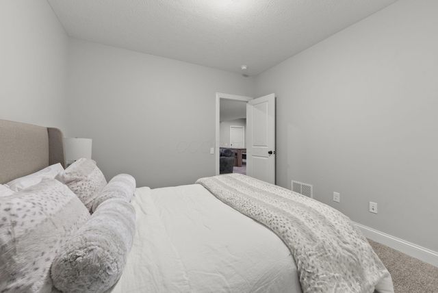 10677 Arrowwood Drive, Plain City, OH 43064