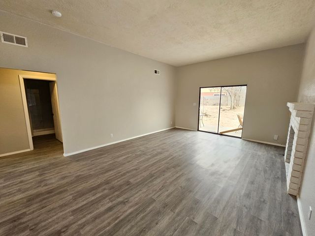 571 Star Villa Circle SE, Rio Rancho, NM 87124
