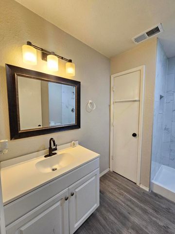 571 Star Villa Circle SE, Rio Rancho, NM 87124