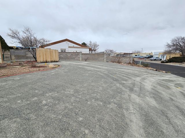 571 Star Villa Circle SE, Rio Rancho, NM 87124