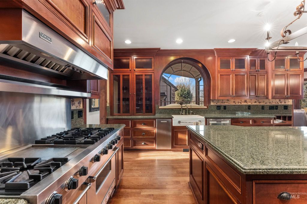 6673 N Fox Run Ave, Meridian, ID 83646 photo 10