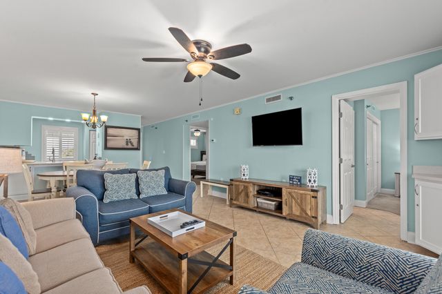 502 Gulf Shore Drive, 215, Destin, FL 32541