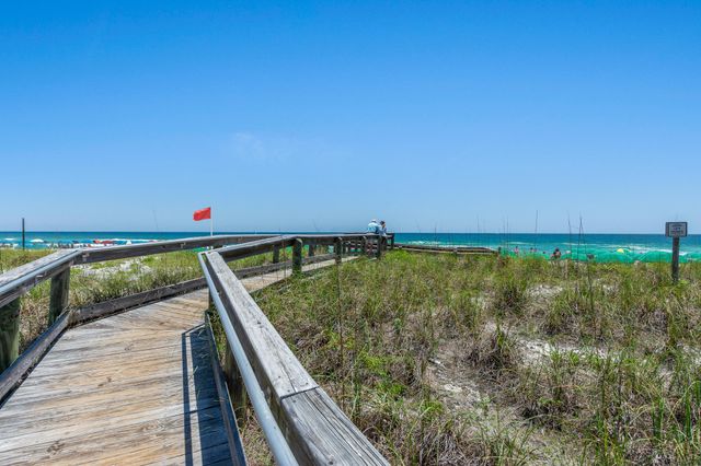 502 Gulf Shore Drive, 215, Destin, FL 32541