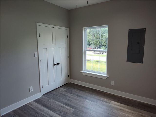 307 N Camden Street, Richmond, MO 64085
