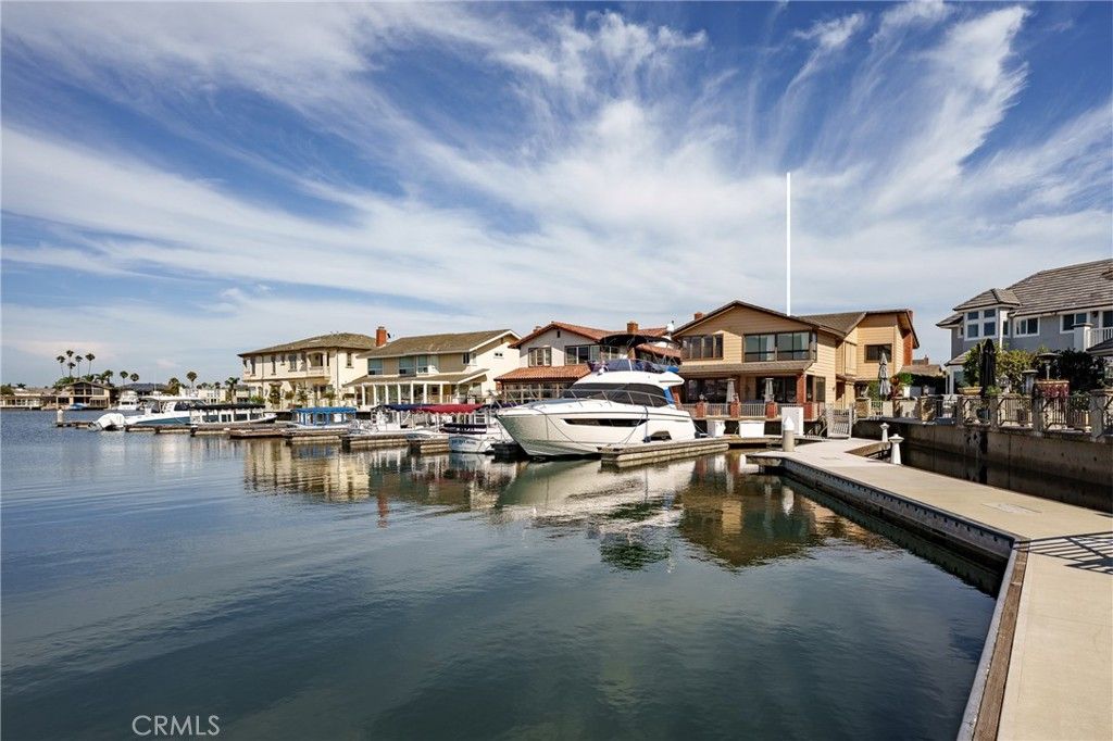 17052 Marina Bay, Huntington Beach, CA 92646 — exterior
