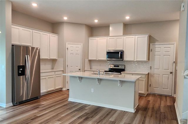 15102 STUTTGART ALLEY, Winter Garden, FL 34787