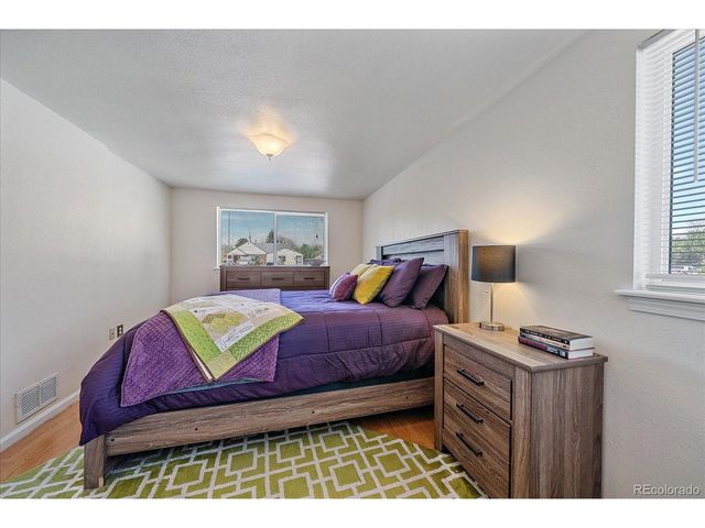 3040 Grape St, Denver, CO 80207