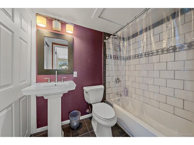 3040 Grape St, Denver, CO 80207