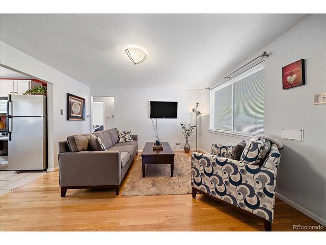 3040 Grape St, Denver, CO 80207