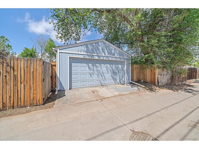3040 Grape St, Denver, CO 80207