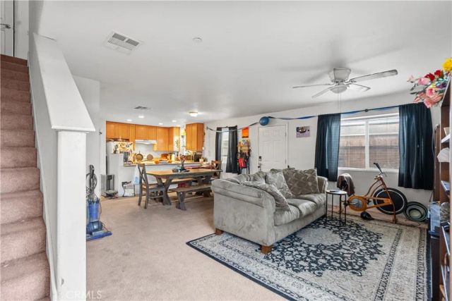 26142 Gravett Place, Saugus, CA 91350