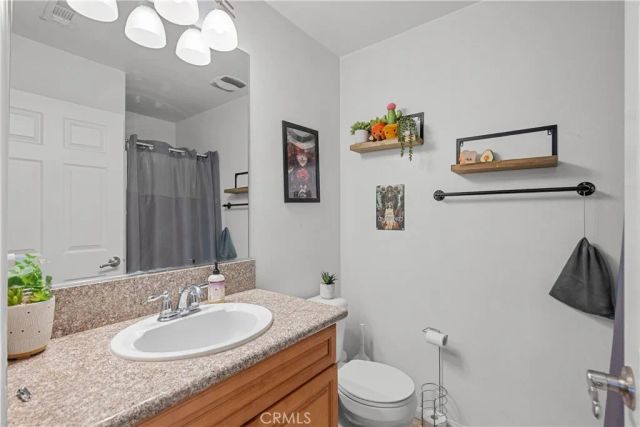 26142 Gravett Place, Saugus, CA 91350