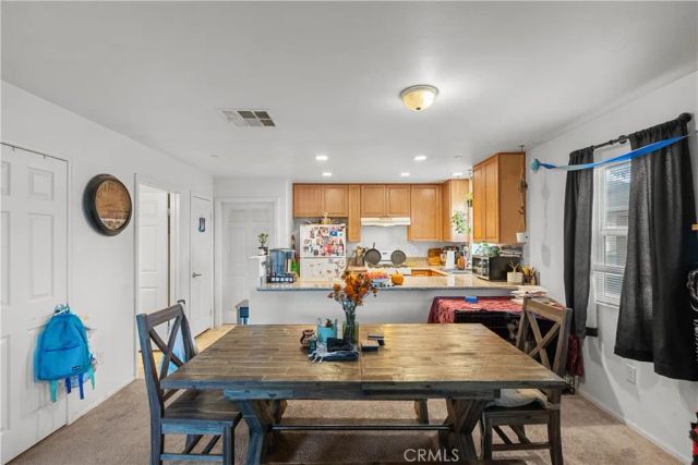 26142 Gravett Place, Saugus, CA 91350