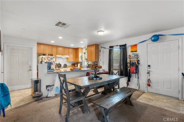 26142 Gravett Place, Saugus, CA 91350