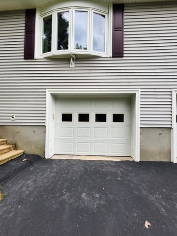 10 Concord Rd 10, Millbury, MA 01527