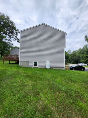 10 Concord Rd 10, Millbury, MA 01527