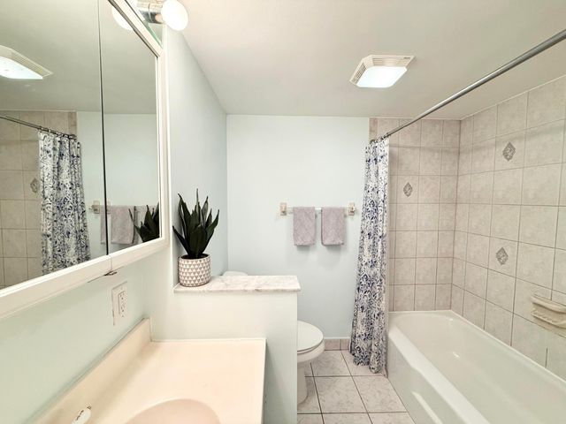 950 Ponce De Leon Road 104, Boca Raton, FL 33432