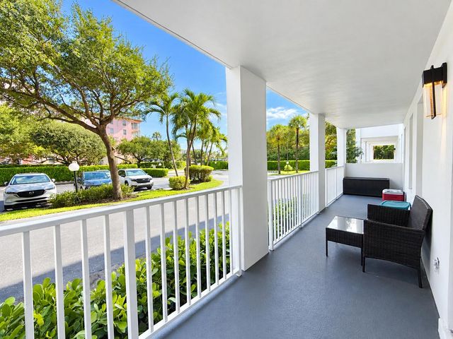 950 Ponce De Leon Road 104, Boca Raton, FL 33432