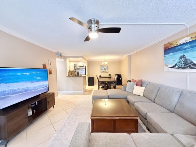 950 Ponce De Leon Road 104, Boca Raton, FL 33432