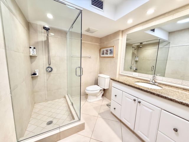 950 Ponce De Leon Road 104, Boca Raton, FL 33432