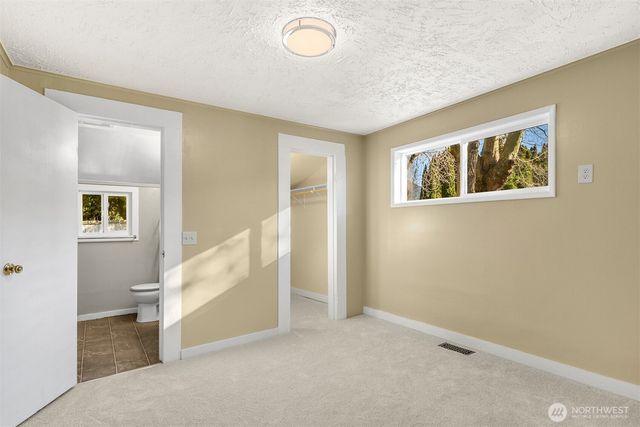 7950 Maple Avenue SE, Snoqualmie, WA 98065