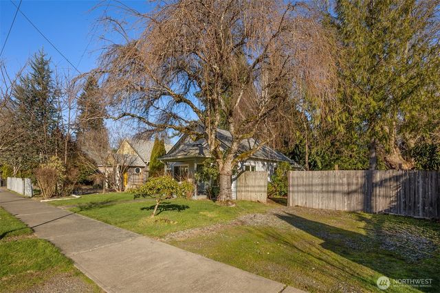 7950 Maple Avenue SE, Snoqualmie, WA 98065