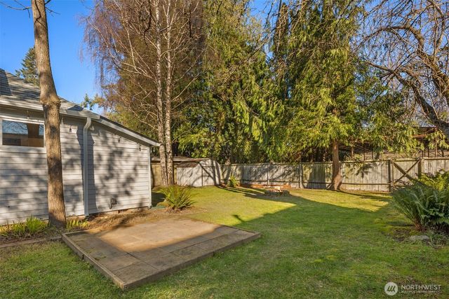 7950 Maple Avenue SE, Snoqualmie, WA 98065