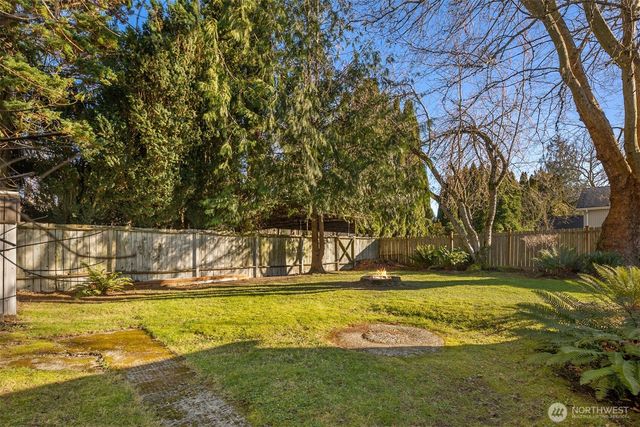 7950 Maple Avenue SE, Snoqualmie, WA 98065