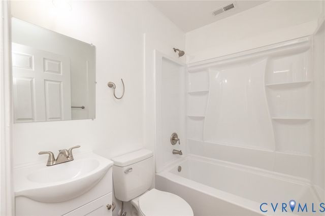 1434 Baylors Ln, Petersburg, VA 23803