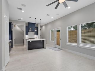 825 Paul Quinn Street E, Houston, TX 77091