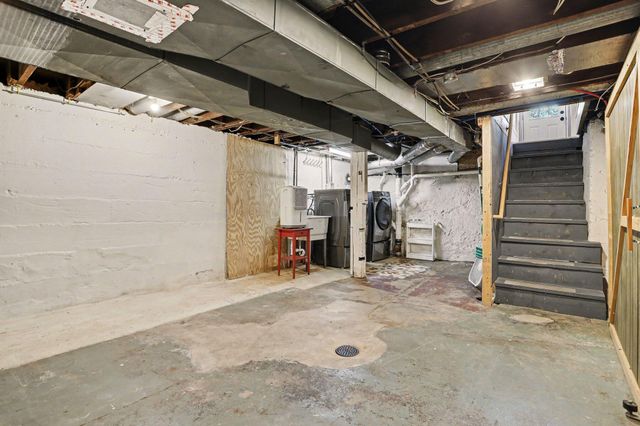 129 S Berkley Street, Kalamazoo, MI 49006