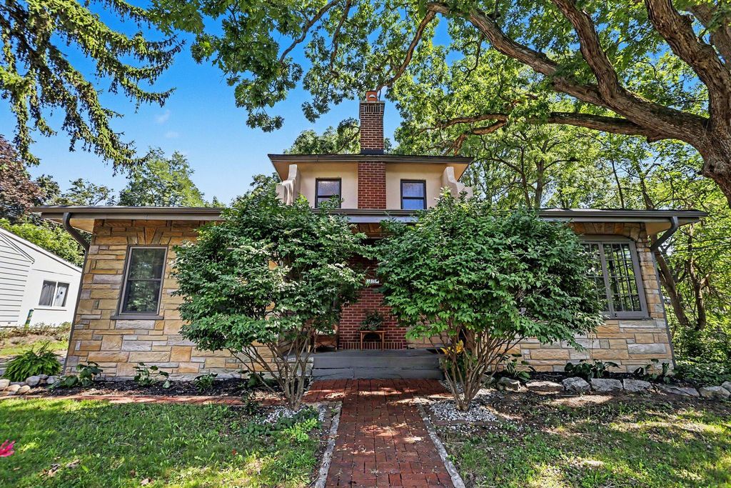 129 S Berkley Street, Kalamazoo, MI 49006