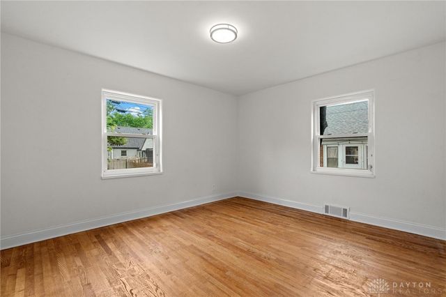 407 Dellwood Avenue, Oakwood, OH 45419