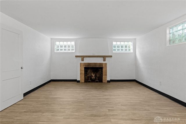 407 Dellwood Avenue, Oakwood, OH 45419