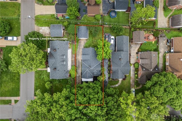 407 Dellwood Avenue, Oakwood, OH 45419