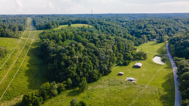 3807 Bear Creek Rd, Thompsons Station, TN 37179