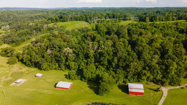 3807 Bear Creek Rd, Thompsons Station, TN 37179