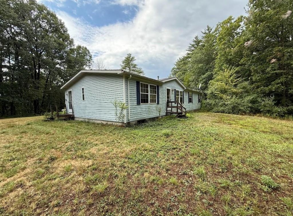 83 Sloper Road, Strafford, NH 03884