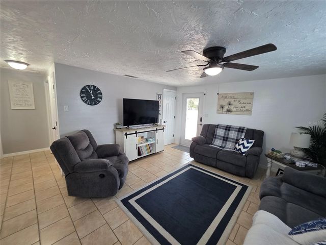 1453 HONORE AVENUE, Sarasota, FL 34232