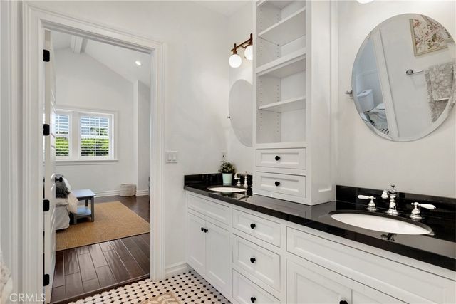 11610 Chiquita Street, Studio City, CA 91604