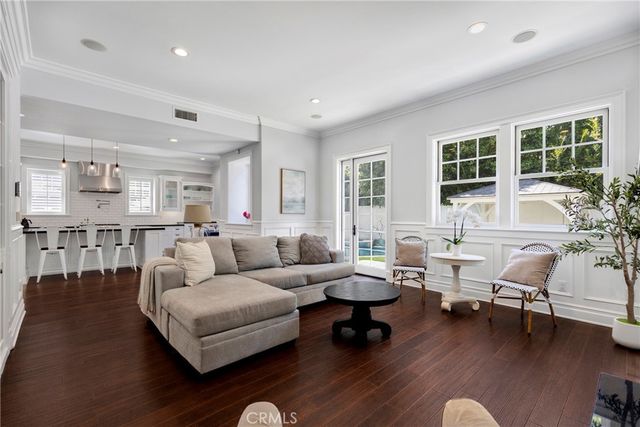 11610 Chiquita Street, Studio City, CA 91604