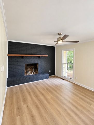 1071 Cliff White Rd, Columbia, TN 38401