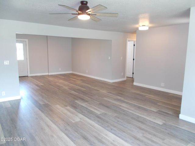 2705 S Michigan Avenue, Joplin, MO 64804