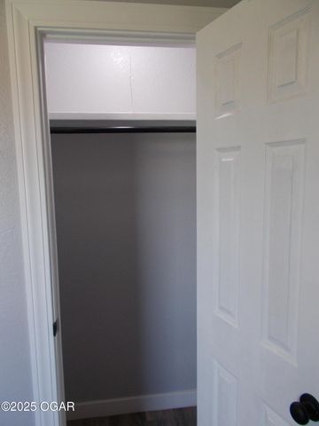 2705 S Michigan Avenue, Joplin, MO 64804