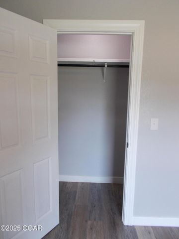2705 S Michigan Avenue, Joplin, MO 64804