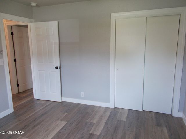 2705 S Michigan Avenue, Joplin, MO 64804