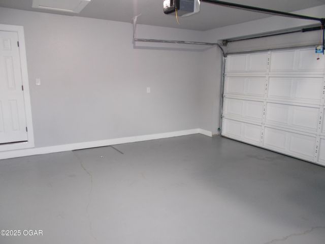 2705 S Michigan Avenue, Joplin, MO 64804